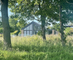 Luksus hus i 1st række, all-incl top komfort med SPA og skov Strøby